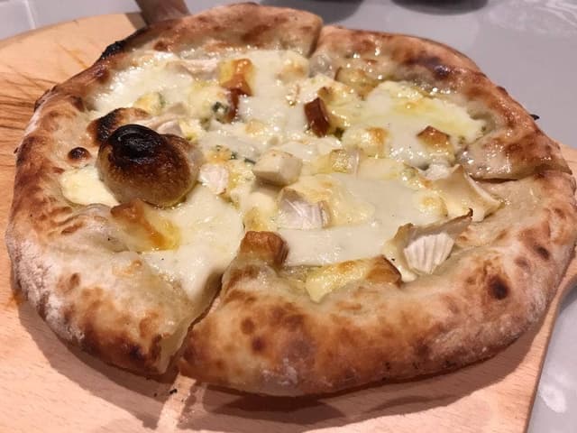 イタリアンバルGon's SPA&HOTEL水春 松井山手 - サブ画像1