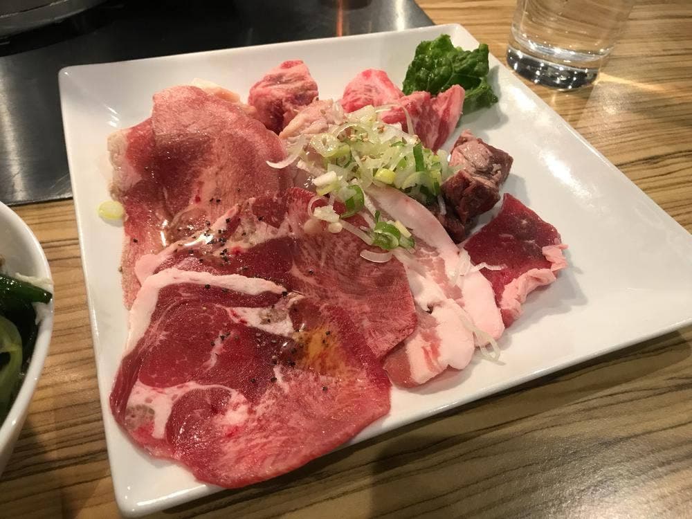 焼肉ダイニング なんべんでん