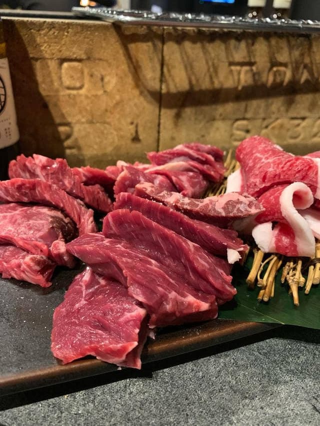 焼肉処 肉八クロベ - サブ画像1