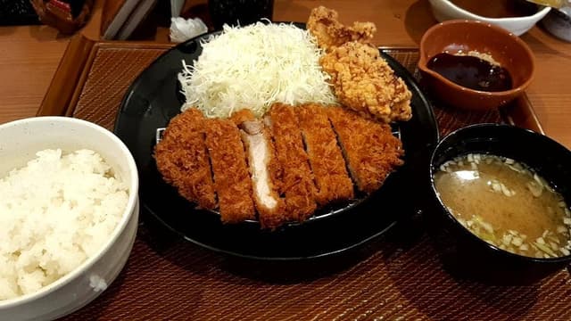 とんから亭 広島霞町店 - サブ画像2