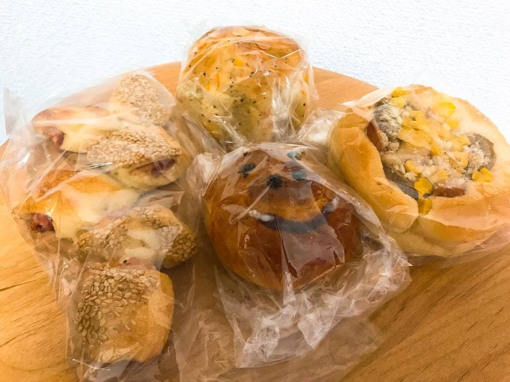 みなとベーカリー