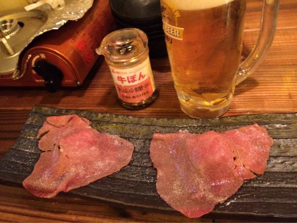 大衆和牛酒場 コンロ家～霜降り和牛鍋と神戸牛ホルモン鉄板焼～ 代々木店