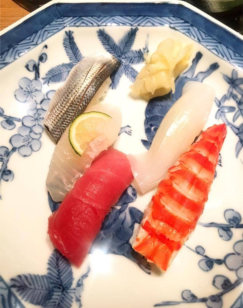 鮨割烹 まる