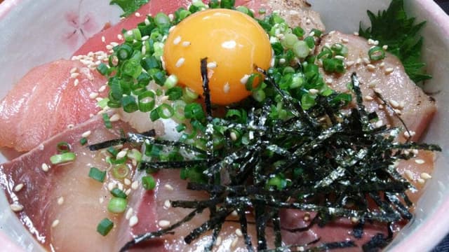 魚屋の寿司東信 - サブ画像3