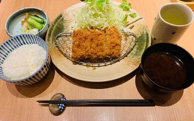和豚 かつ仙 - サブ画像3