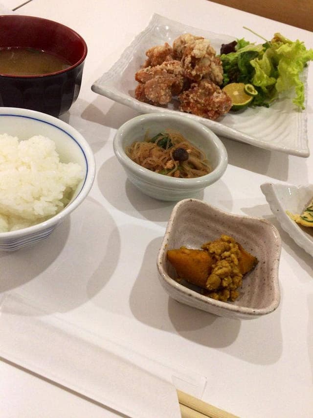 食堂・弁当・酒 エソラ - サブ画像3