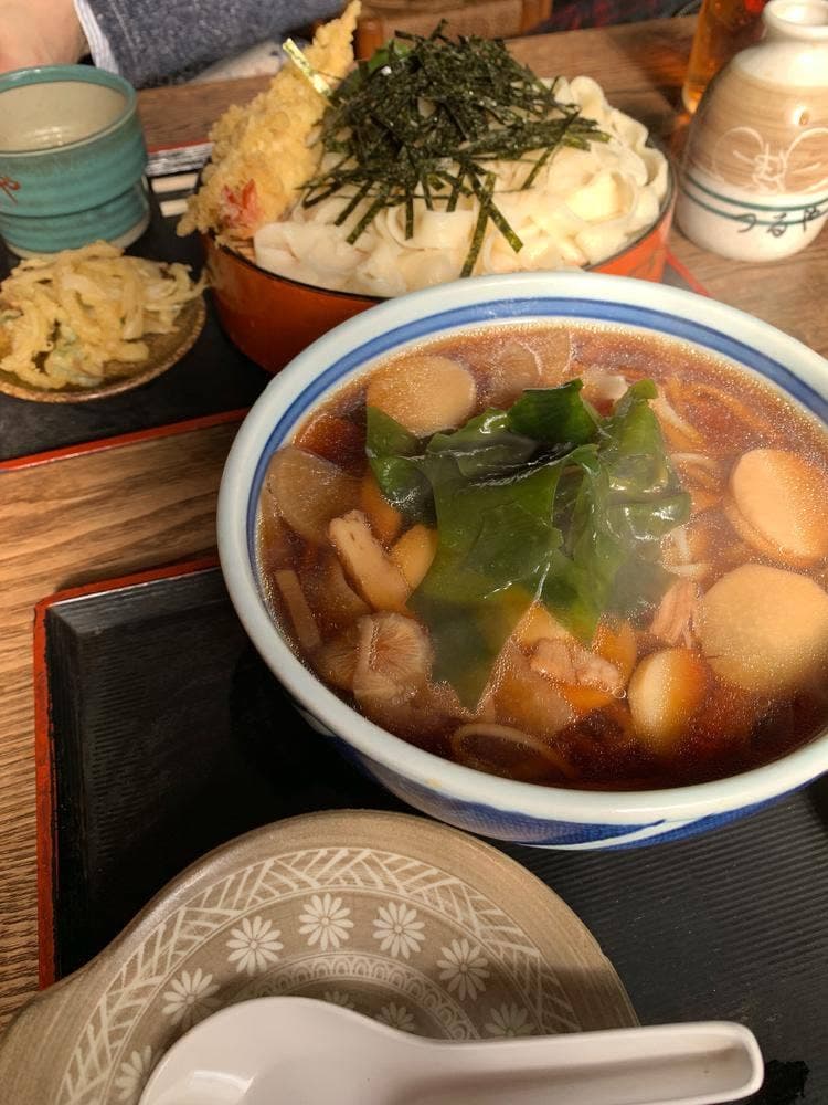 つるやうどん店