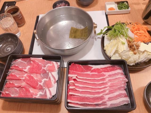 しゃぶしゃぶどん亭 平塚店 - サブ画像1