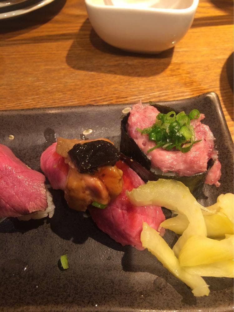 人形町 肉寿司