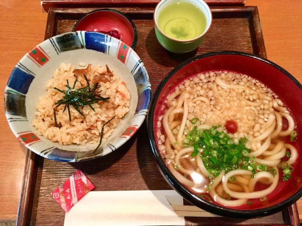 千鳥屋宗家 苦楽園店