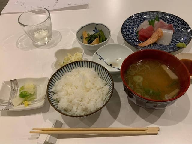 食堂・弁当・酒 エソラ - サブ画像2