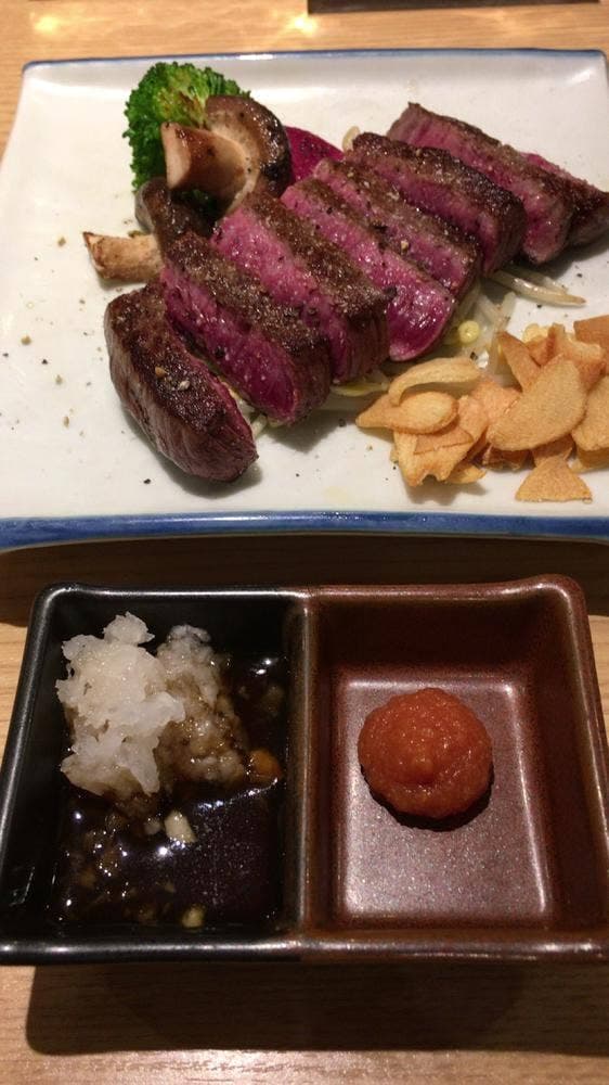 鉄板焼きと日本のお酒 conne