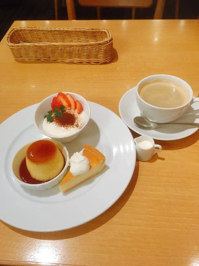カフェモロゾフ 上本町YUFURA店 - サブ画像3