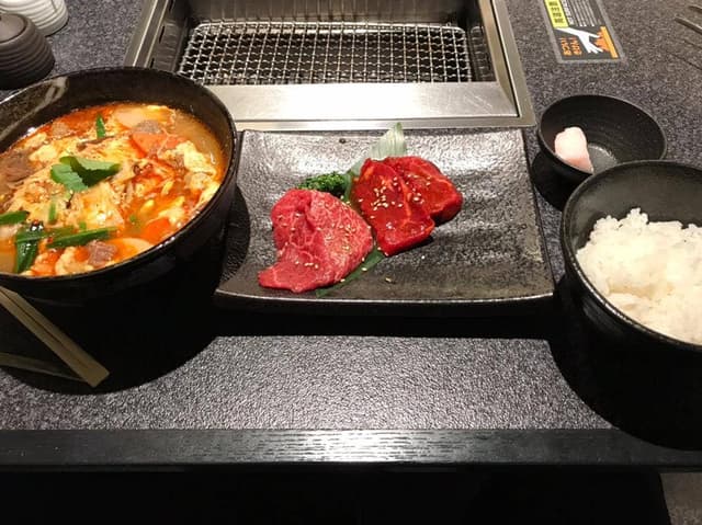 牛兵衛 草庵 小田急新宿店 - サブ画像2