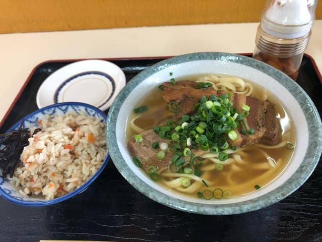 沖縄そば 鶴亀 - サブ画像2