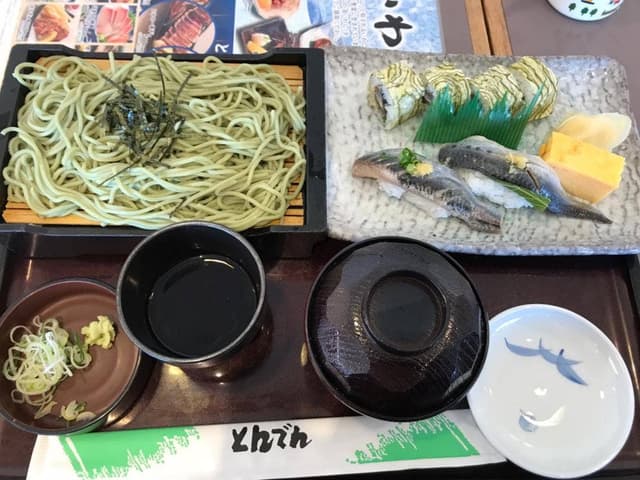 とんでん 狭山ケ丘店 - サブ画像3