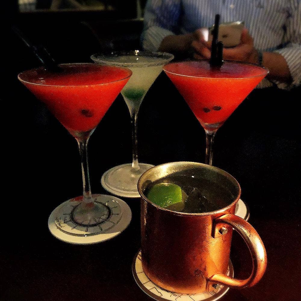 ザ・バー ジェイダブリューハート