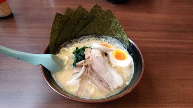 横浜家系ラーメン 吟家 稲毛店 - サブ画像1