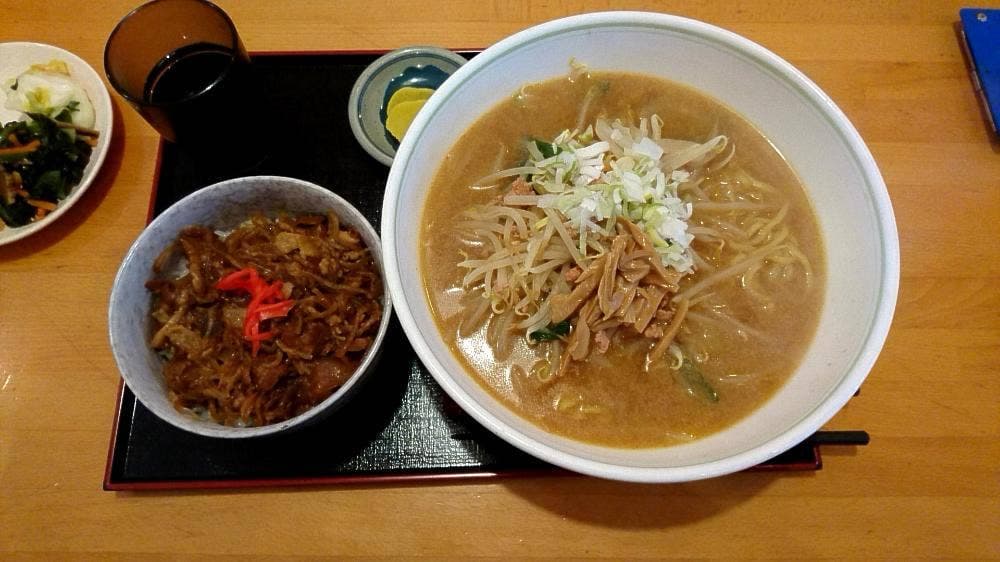 ファミリーレストラン道