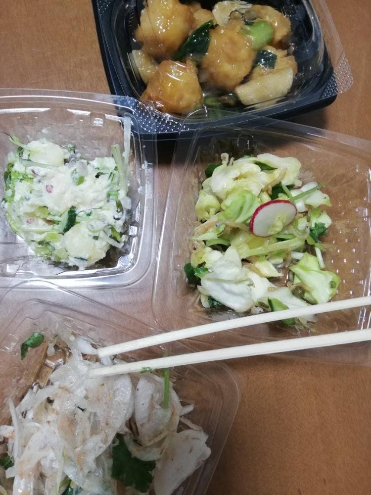 日本のさらだ いとはん 川西阪急店