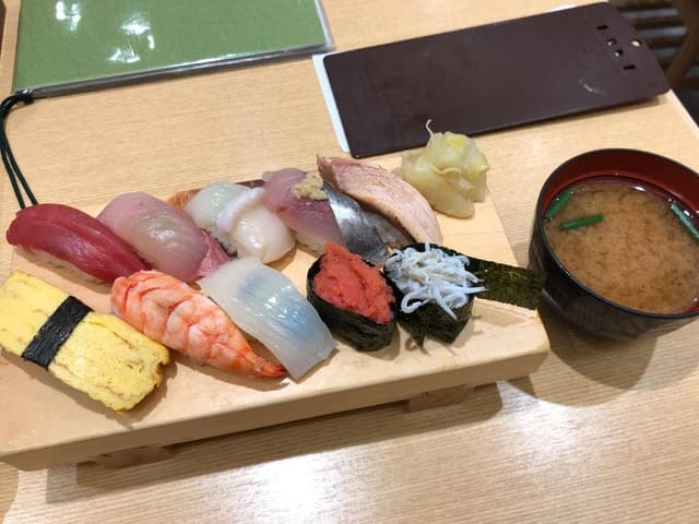 魚の北辰 北辰鮨 セルバ店 - サブ画像3