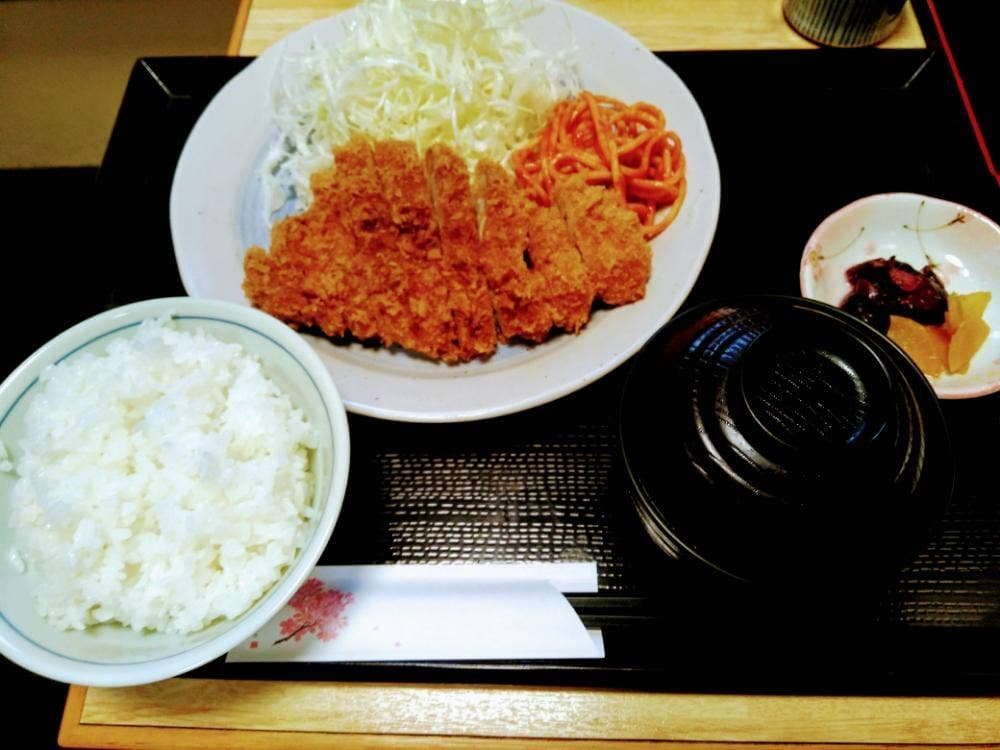 とんかつ さくら