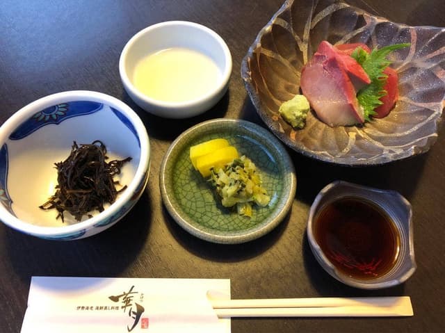 伊勢海老 海鮮蒸し料理 華月 - サブ画像1