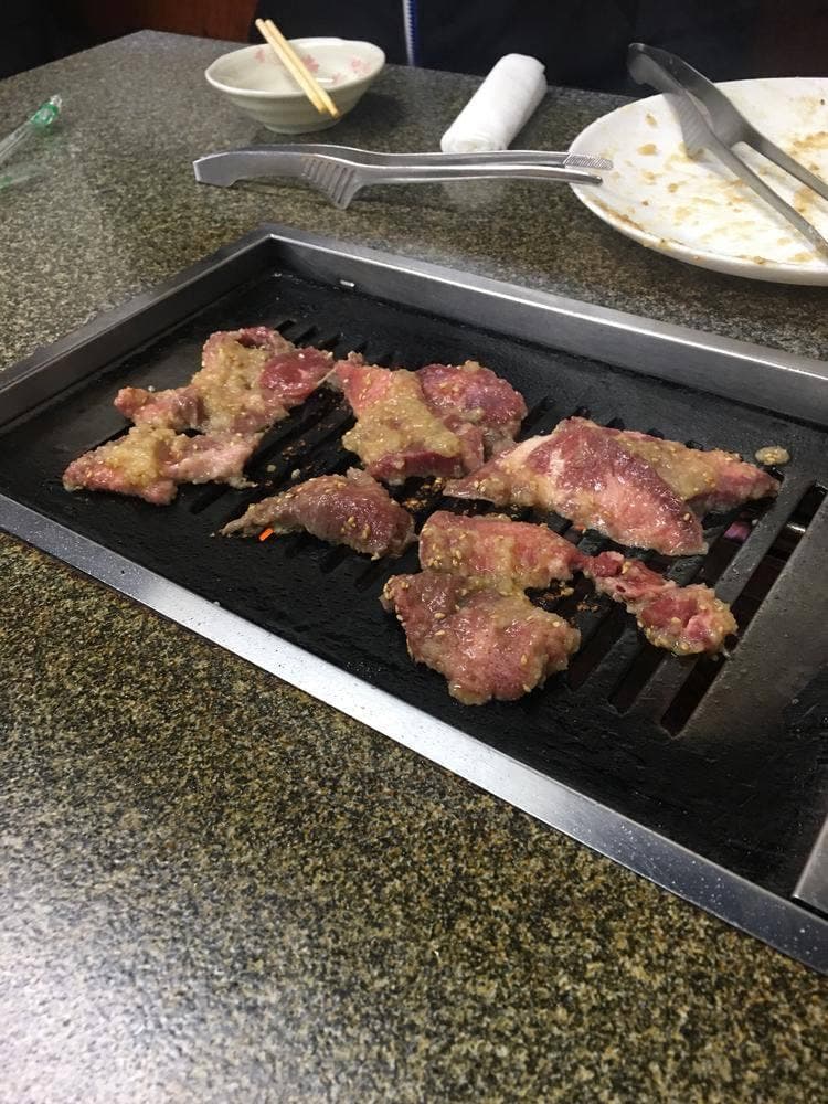 光