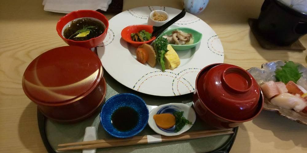 ともゑ
