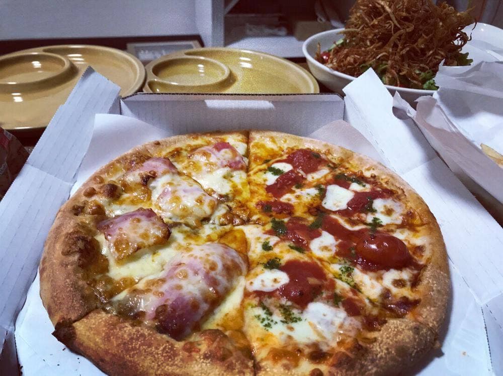 ピザ・ロイヤルハット土居田店