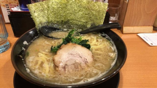 横浜家系ラーメン 春樹 北赤羽店 - サブ画像2