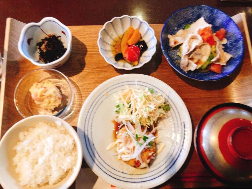 カフェ&暮らしのshop 櫻茶屋