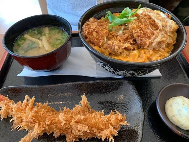 ごはん処 かつ庵 北谷店 - サブ画像1