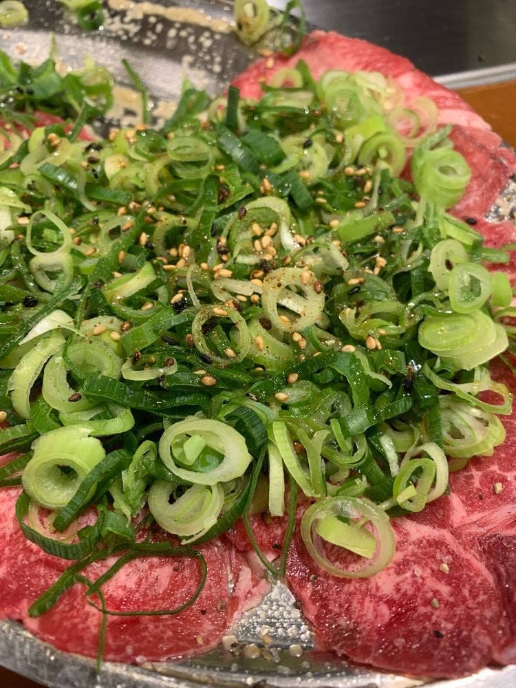 焼肉どんどん 東通り店