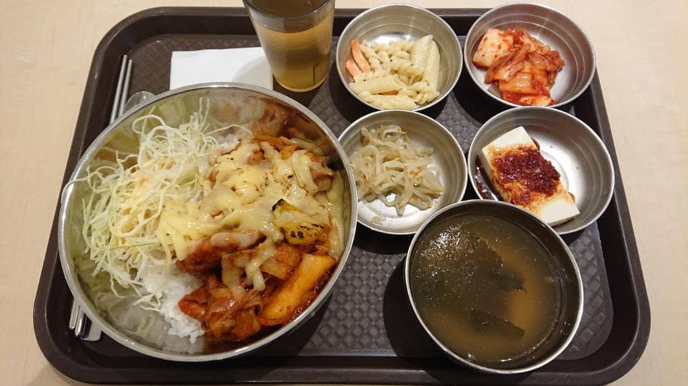 赤とん