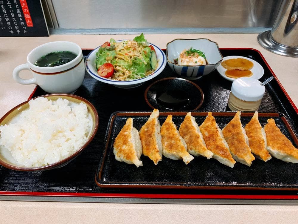 餃子専門店 黄楊座
