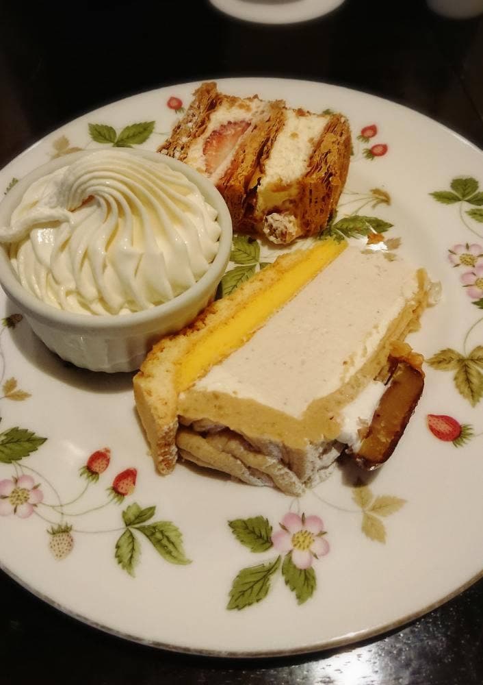 cafe LA MILLE