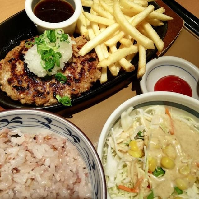 やよい軒 伊勢崎宮子町店 - サブ画像1