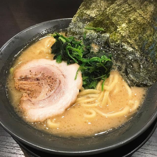 横浜家系ラーメン 市ヶ家 - サブ画像1