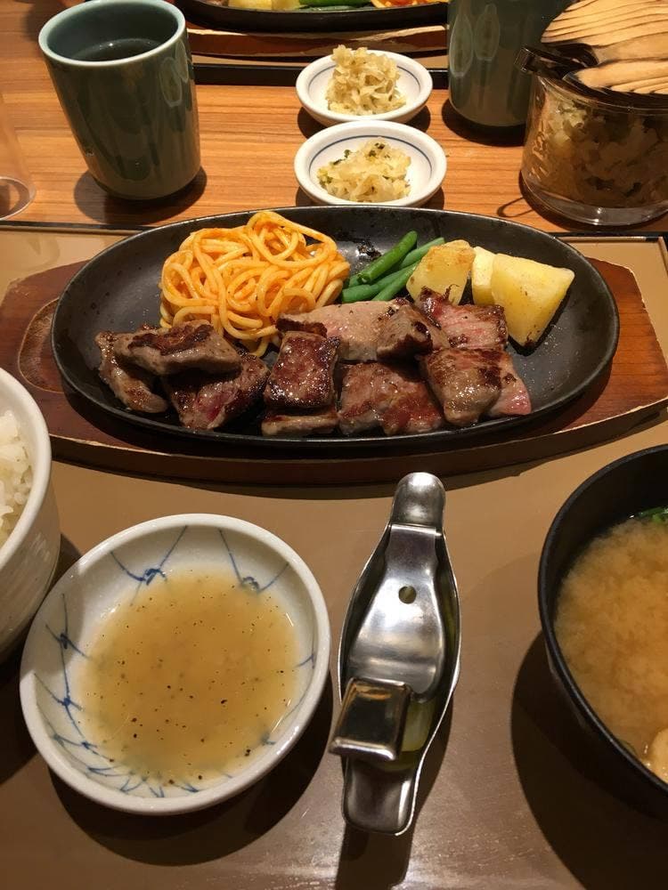 やよい軒 三川町店