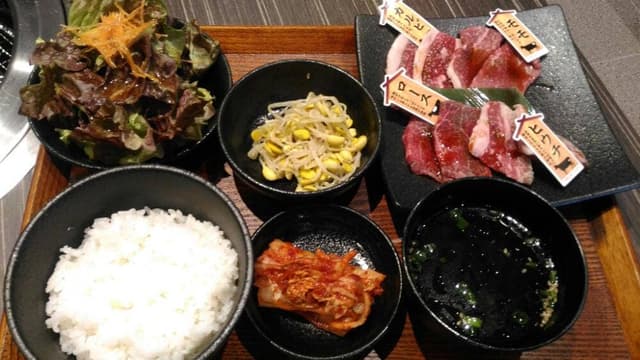 焼肉の牛太 本陣 宝塚店 - サブ画像1