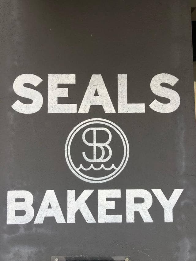 SEALS BAKERY - サブ画像2