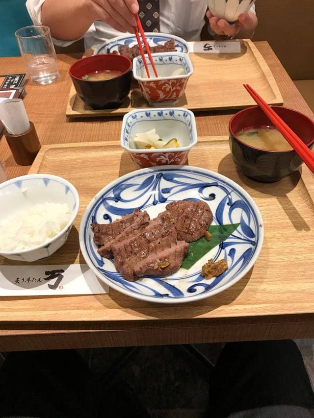 炙り牛たん 万 ゆめタウン久留米店 - サブ画像1