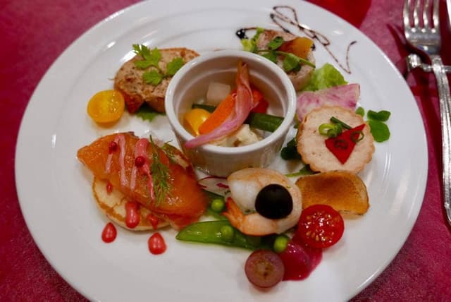 スペイン&地中海料理 ショーレストランGARLOCHI - サブ画像1