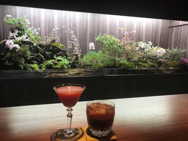 BAR INSIGNIA - サブ画像1