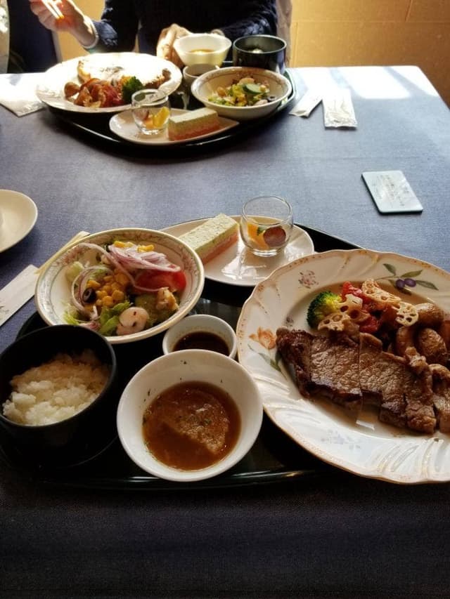 とやま自遊館 レストランシャトー - サブ画像2