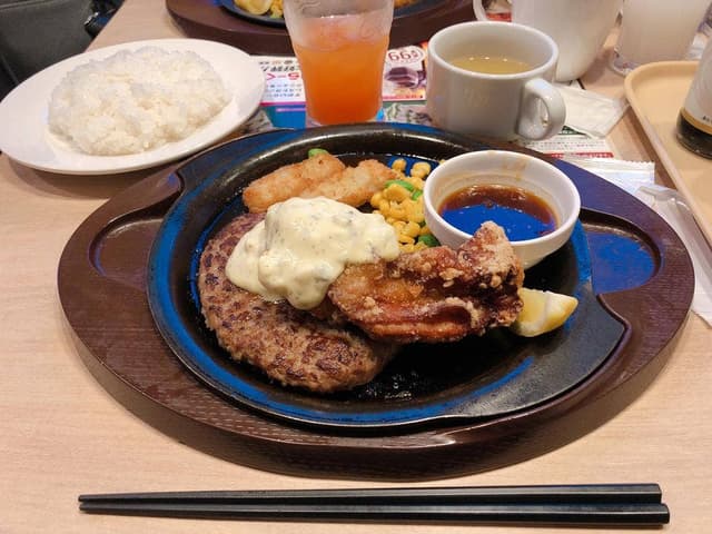 ガスト 神戸元町店 - サブ画像1