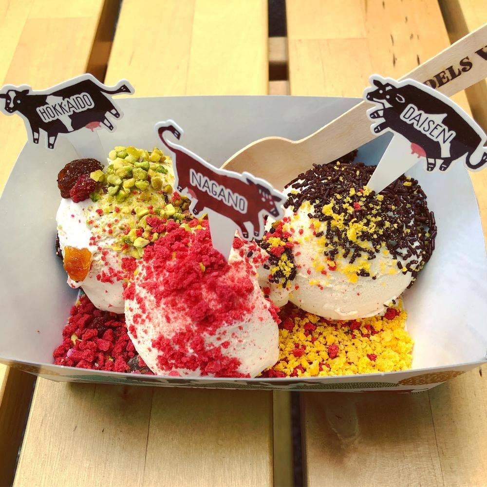 MILK BAR by Handles Vagen