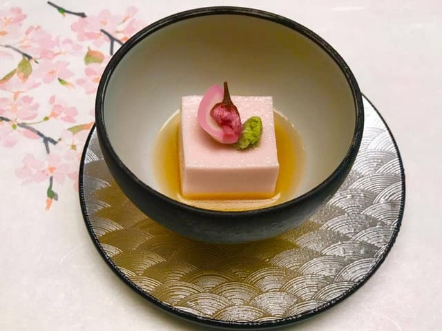 ロイヤルパークホテル - サブ画像2