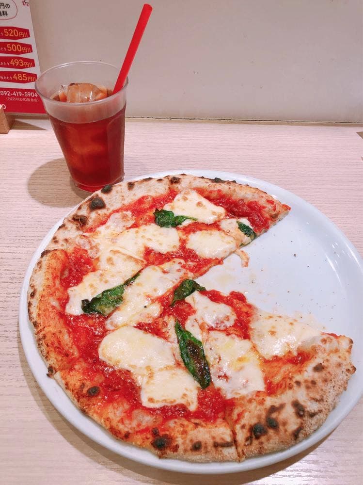 ピザレボ 博多阪急店